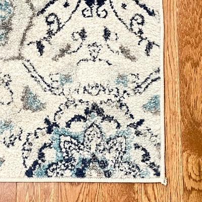 SAFAVIEH ~ Madison ~ 11" x 15" Floral & Paisley Area Rug