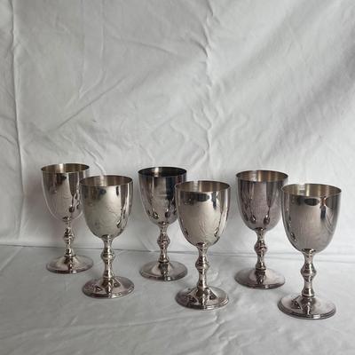 Towle, Sheridan, Fisher, and More Silver Dishes (LR-DZ)