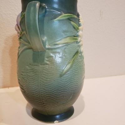 Roseville Pottery Freesia 120-7"