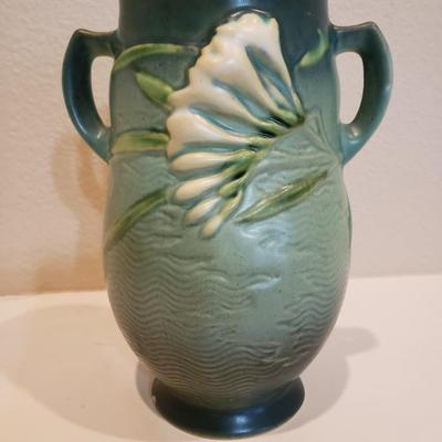 Roseville Pottery Freesia 120-7"