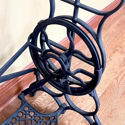Iron Sewing Base ~ *Read Details