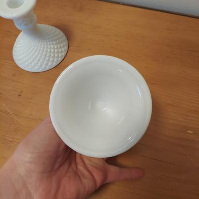 Milk Glass Vase w/ Candlesticks (B2-BBL)
