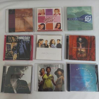 Discman w/ CDs including Classic, Celtic, Christian and Country Music (DR-BBL)