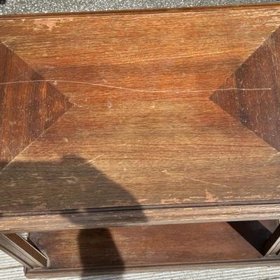 Vintage Mid-Century Modern Walnut Side Table with Decorative Legs