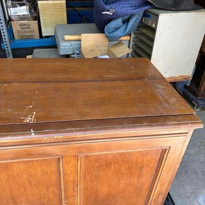 TV Lift Cabinet – Solid Wood Construction