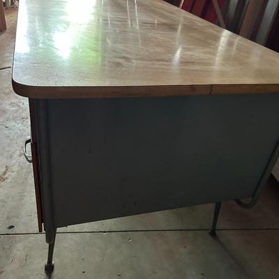 Vintage 1950s Raymond Loewy for Brunswick Vintage Mid-Century Modern Industrial Desk
