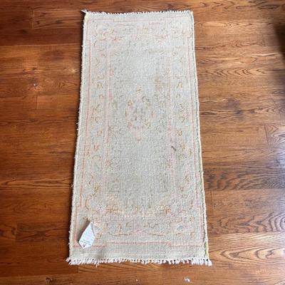 Genuine Hand Woven Oriental Rug (LR-DZ)