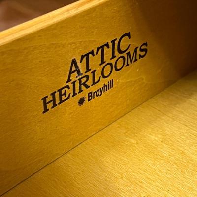 BROYHILL ~ "Attic Heirlooms" ~ Three (3) Piece Painted Coffee Table Set ~ *Read Details