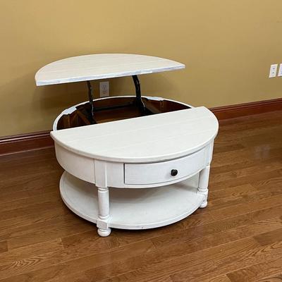 BROYHILL ~ "Attic Heirlooms" ~ Three (3) Piece Painted Coffee Table Set ~ *Read Details
