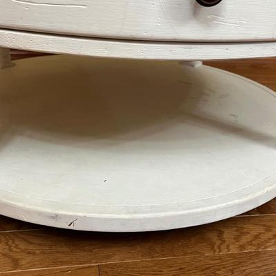 BROYHILL ~ "Attic Heirlooms" ~ Three (3) Piece Painted Coffee Table Set ~ *Read Details