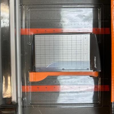 Fiskars cutting station