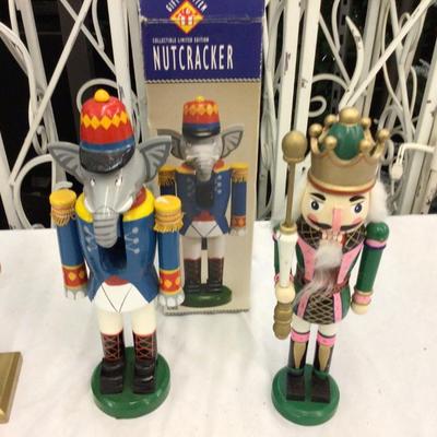 Christmas Nutcracker Lot