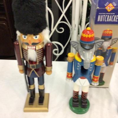 Christmas Nutcracker Lot