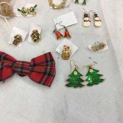 Christmas Holiday Jewelry Lot