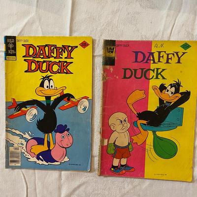 Vintage comic book lot #4. Daffy Duck and Dennis The Menace