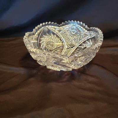 Cut Glass Bowls and a Cream and Sugar Set (LR-KD)