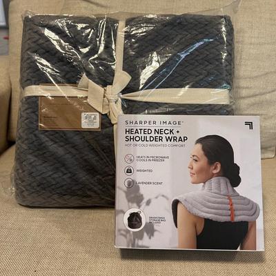NEW Blanket & Sharper Image Heated Wrap