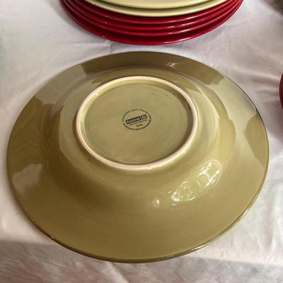 Pier 1, Home Trends, and Other Fall Themed Plates (LR-DZ)