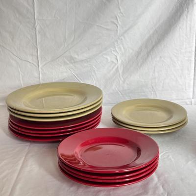 Pier 1, Home Trends, and Other Fall Themed Plates (LR-DZ)