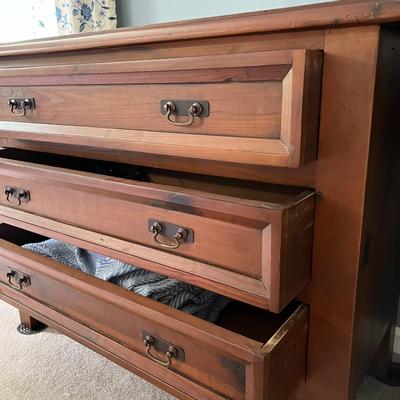 Wooden Chest of Drawers Dresser