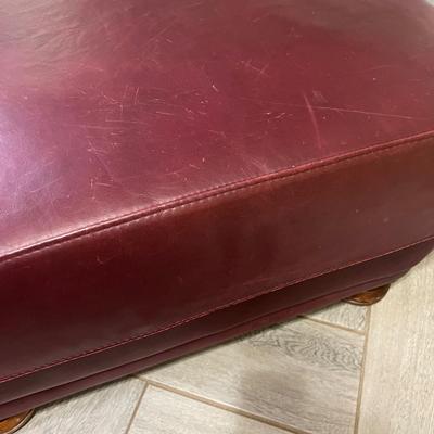 Leather Ottoman & Rug