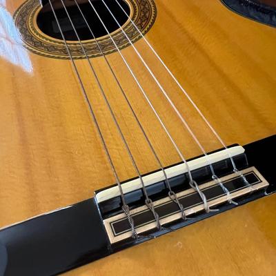 Takamine C128 6 String Acoustic Guitar w Case