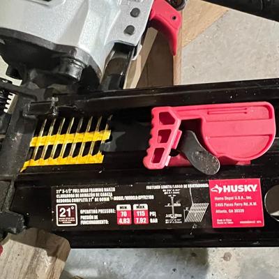 Husky Framing Nailer w Box of Nails
