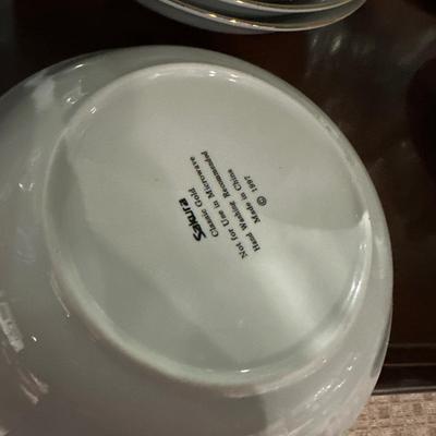 29 piece Sankura China set