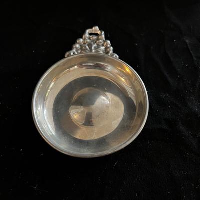 Williamsburg Pewter Bowls & More (K-MK)