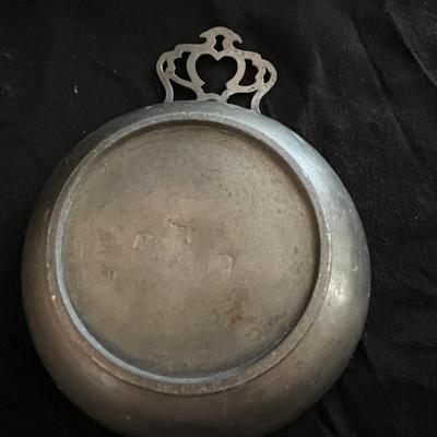 Williamsburg Pewter Bowls & More (K-MK)