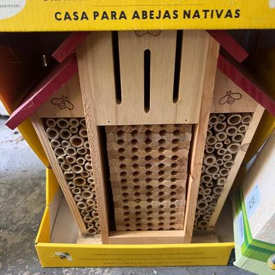 NEW Bee & Bird Houses 3 Pc Lot