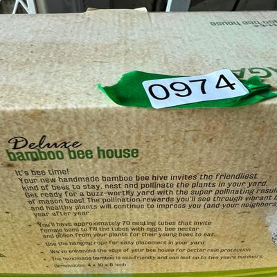 NEW Bee & Bird Houses 3 Pc Lot