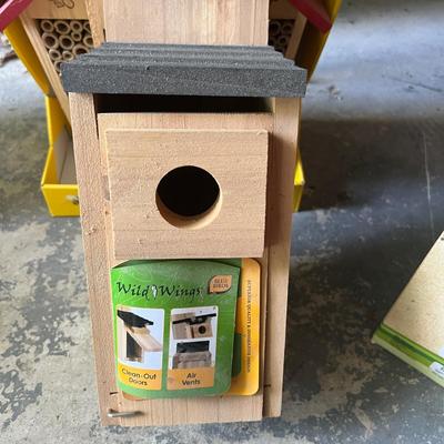 NEW Bee & Bird Houses 3 Pc Lot
