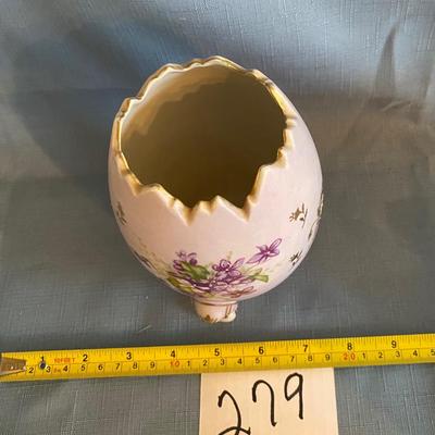 Vintage Egg shaped Porcelain Vase