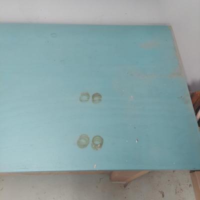Wooden Work Bench w/ Painted Top (WS-BBL)
