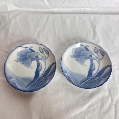 Staffordshire, Takahashi, Asahi, Royal Crownford, and More Blue and White China (LR-DZ)