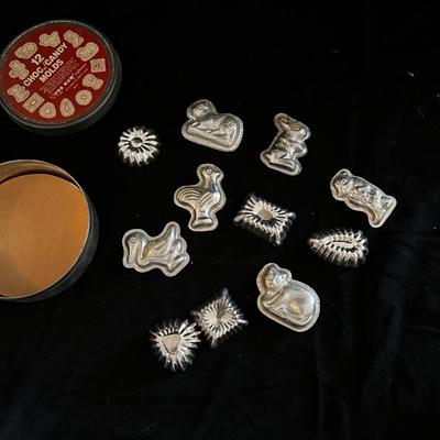 Vintage Cookie Cutters & So Much More (K-MK)