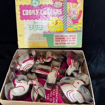 Vintage Cookie Cutters & So Much More (K-MK)