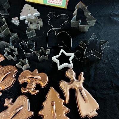 Vintage Cookie Cutters & So Much More (K-MK)