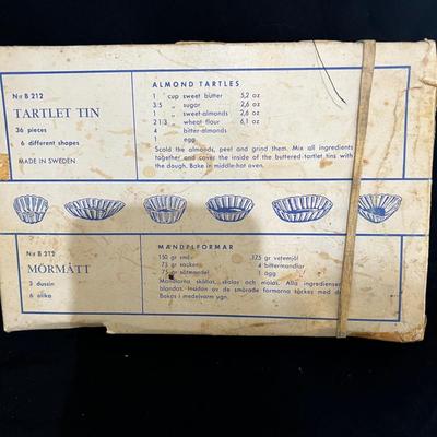 Vintage Cookie Cutters & So Much More (K-MK)