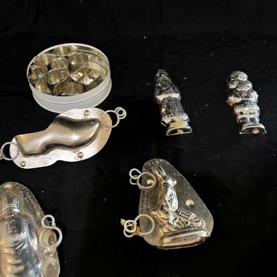 Vintage Cookie Cutters & So Much More (K-MK)