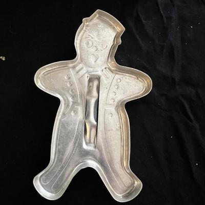 Vintage Cookie Cutters & So Much More (K-MK)
