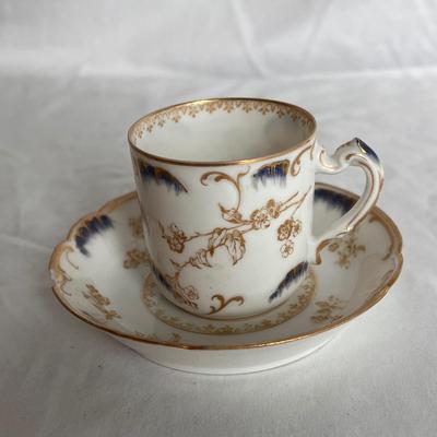 Brinton, Havliana & Co, Royal Tara, and Other Tea Cup and Saucer Sets (LR-DZ)