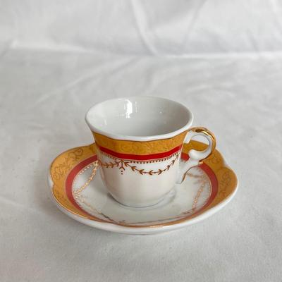 Brinton, Havliana & Co, Royal Tara, and Other Tea Cup and Saucer Sets (LR-DZ)