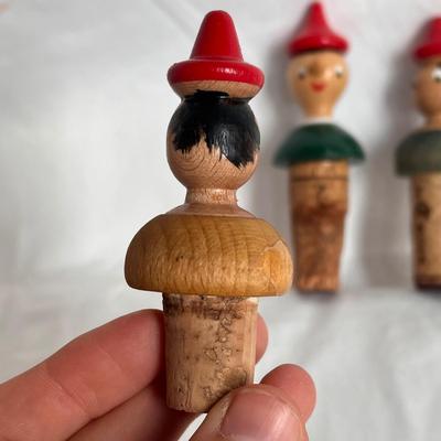 Mastro Geppetto Pinocchio Puppet and Other Pinocchios (LR-DZ)