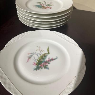 Set Limoges floral plates