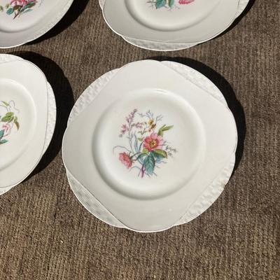 Set Limoges floral plates