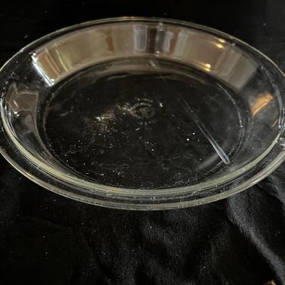 Pyrex Baking Dishes & More (K-MK)