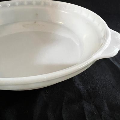 Pyrex Baking Dishes & More (K-MK)