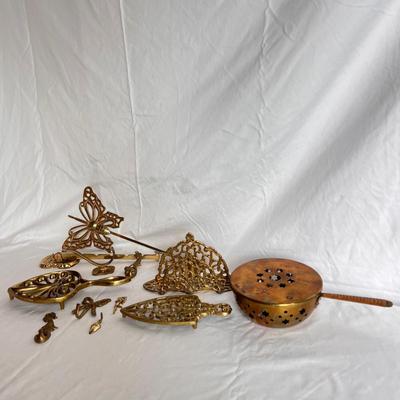 Collection of Brass Items (LR-DZ)